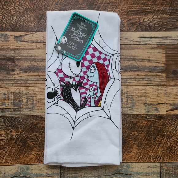 Nightmare Before Christmas Set of 2 Kitchen Towels New - Picture 2 of 3